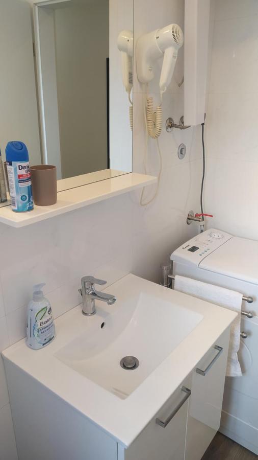 Apartman Greta Sukošan Bagian luar foto